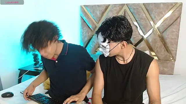 Snapshot of nickolas_moon chatting on March 8, 2025, 1:28 am nickolas moon online show from March 8, 2025, 1:28 am