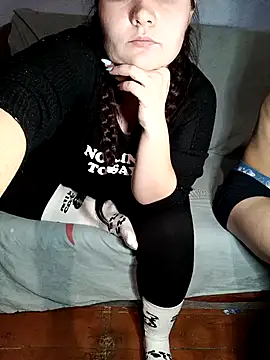 Snapshot of ZeFFirky chatting on December 25, 2024, 6:09 pm ZeFFirky online show from December 25, 2024, 6:09 pm