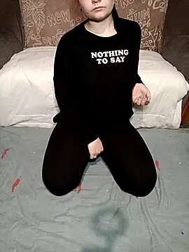 Snapshot of ZeFFirky chatting on December 29, 2024, 6:24 am ZeFFirky online show from December 29, 2024, 6:24 am