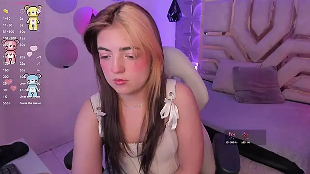 meraki fraise online show from March 22, 2025, 7:42 pm