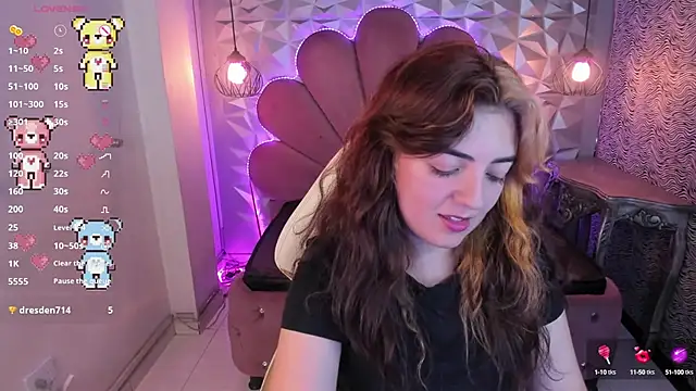 meraki fraise online show from March 11, 2025, 8:20 pm