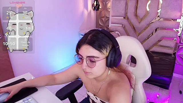 meraki fraise online show from October 4, 2025, 7:48 pm