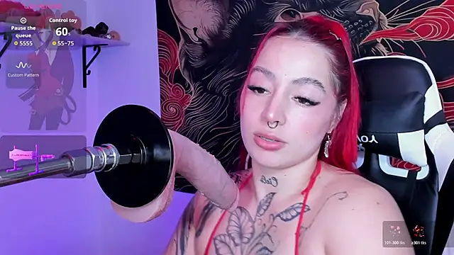 Snapshot of annika_taylor chatting on June 8, 2026, 11:05 pm annika taylor online show from June 8, 2026, 11:05 pm