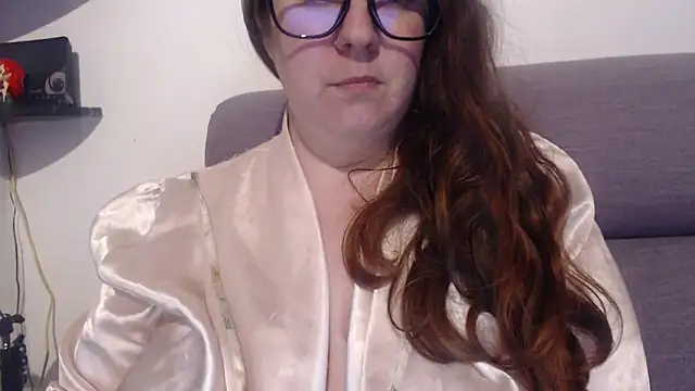 valerysexy online show from April 3, 2026, 8:48 pm