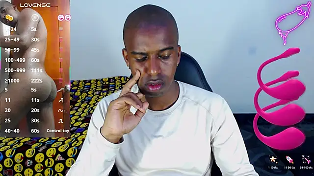 Snapshot of mrjhon26 chatting on June 1, 2026, 6:07 pm mrjhon26 online show from June 1, 2026, 6:07 pm