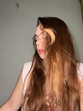 Snapshot of NatyOlson chatting on October 5, 2025, 2:02 am NatyOlson online show from October 5, 2025, 2:02 am