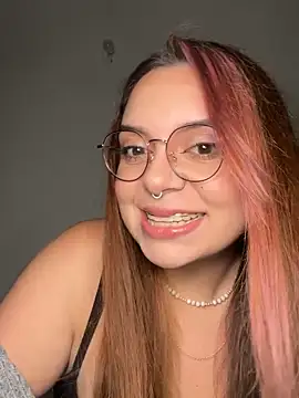 Snapshot of NatyOlson chatting on September 10, 2025, 6:45 am NatyOlson online show from September 10, 2025, 6:45 am