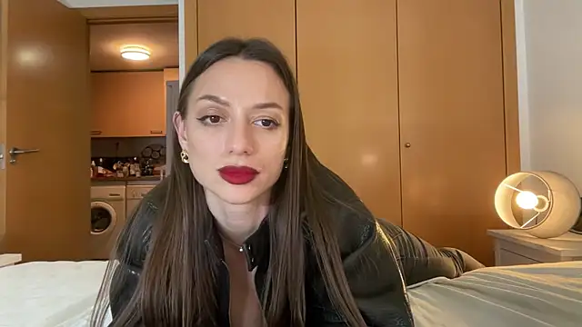 SweetTits26 online show from February 6, 2026, 2:51 am