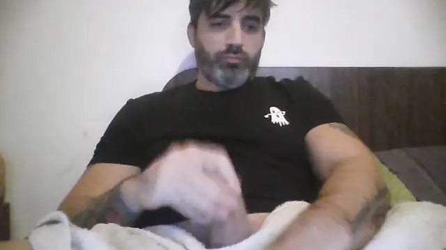 ozzypsico13 online show from June 1, 2026, 3:07 am