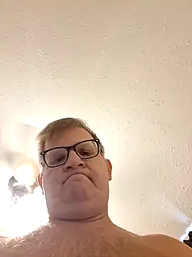 Snapshot of J83560Jason chatting on November 6, 2025, 8:02 pm J83560Jason online show from November 6, 2025, 8:02 pm