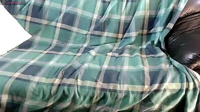 LauraMonolo online show from March 26, 2026, 6:55 am