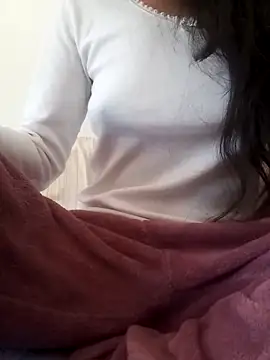 melaniy online show from December 19, 2025, 10:28 am