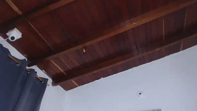 Amara Red online show from September 18, 2025, 11:13 am