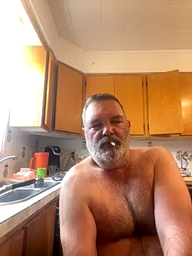 Snapshot of Frenchpoo chatting on October 31, 2025, 4:58 pm Frenchpoo online show from October 31, 2025, 4:58 pm