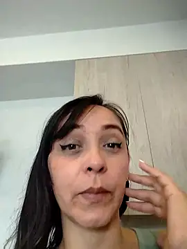 Snapshot of natalie_cowens chatting on February 23, 2025, 4:35 pm natalie cowens online show from February 23, 2025, 4:35 pm