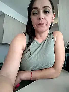 Snapshot of natalie_cowens chatting on March 8, 2025, 9:51 pm natalie cowens online show from March 8, 2025, 9:51 pm