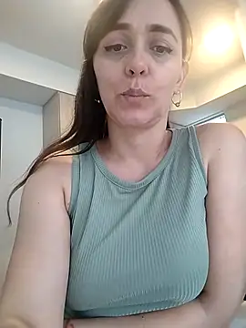 Snapshot of natalie_cowens chatting on February 25, 2025, 9:48 pm natalie cowens online show from February 25, 2025, 9:48 pm