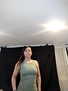 Snapshot of natalie_cowens chatting on February 27, 2025, 3:18 am natalie cowens online show from February 27, 2025, 3:18 am