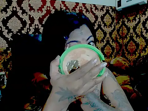 Indiancatz2 online show from February 22, 2026, 3:13 pm