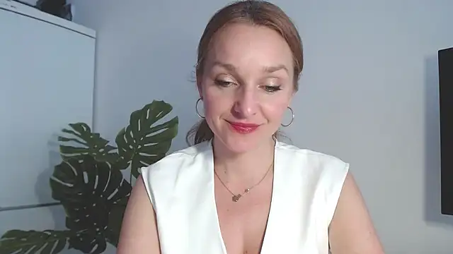 AliciaDesire online show from March 23, 2026, 2:06 pm