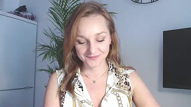 AliciaDesire online show from February 5, 2026, 2:13 pm