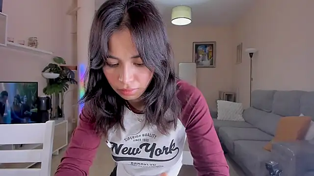 Adriennesexxx online show from October 18, 2025, 9:17 pm