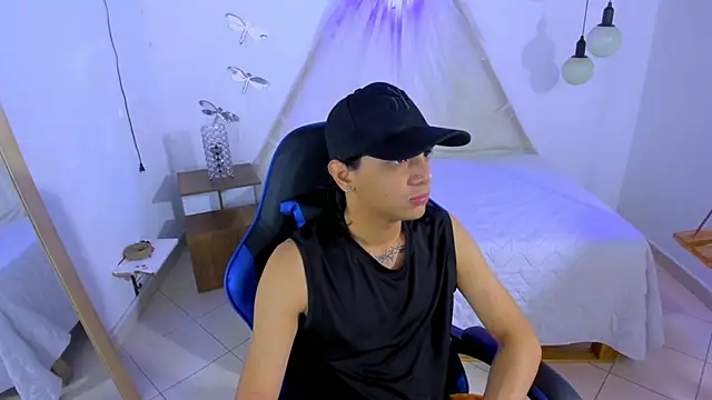 Snapshot of Brand_habes chatting on November 16, 2025, 9:14 am Brand habes online show from November 16, 2025, 9:14 am