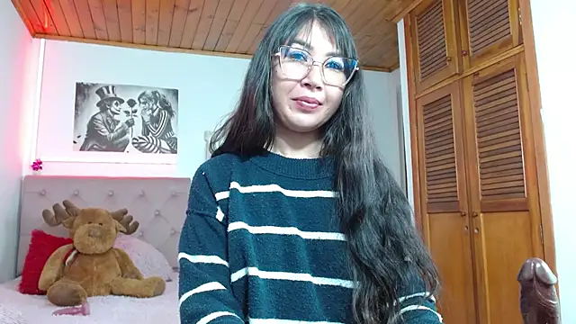 tifanny-squirt online show from November 13, 2025, 2:43 pm