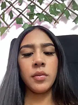 Shaarongp online show from November 11, 2025, 4:29 am