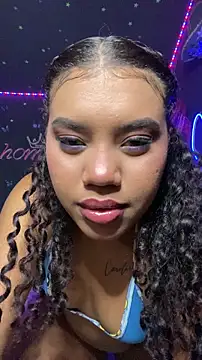 Vale7820 online show from December 3, 2025, 4:57 am