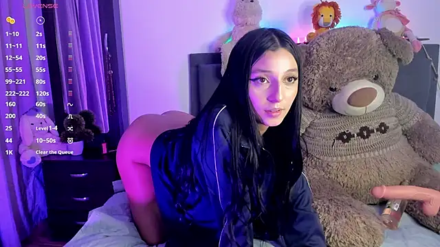 Snapshot of Alana_777 chatting on November 12, 2025, 6:50 am Alana 777 online show from November 12, 2025, 6:50 am