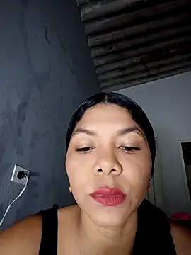 DIORA Latina online show from February 6, 2026, 3:46 am