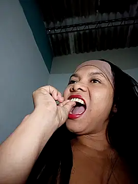 DIORA Latina online show from January 11, 2026, 6:37 pm