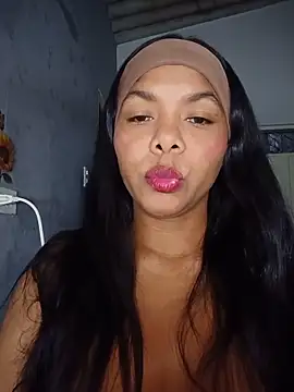 Snapshot of DIORA_Latina chatting on May 27, 2026, 3:25 am DIORA Latina online show from May 27, 2026, 3:25 am