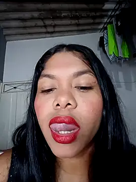 Snapshot of DIORA_Latina chatting on May 5, 2026, 3:31 am DIORA Latina online show from May 5, 2026, 3:31 am