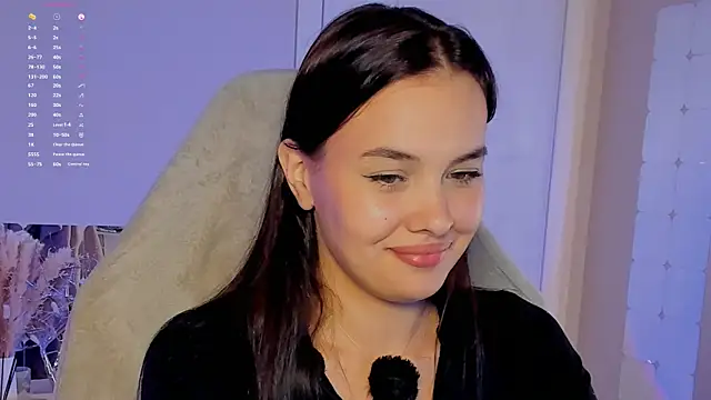 Snapshot of _Sweetie_ chatting on October 9, 2025, 4:51 pm  Sweetie  online show from October 9, 2025, 4:51 pm