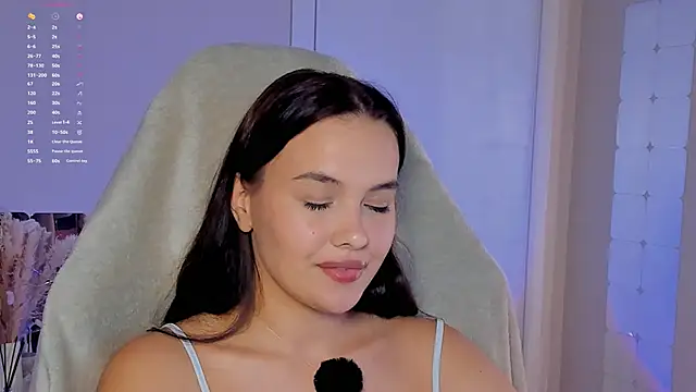 Snapshot of _Sweetie_ chatting on October 14, 2025, 5:24 pm  Sweetie  online show from October 14, 2025, 5:24 pm