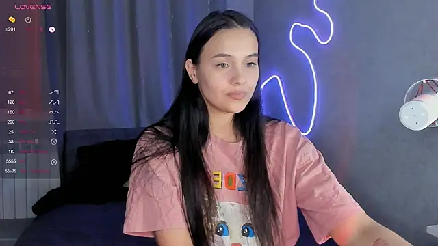 Snapshot of _Sweetie_ chatting on February 6, 2025, 12:48 pm  Sweetie  online show from February 6, 2025, 12:48 pm