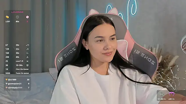 Snapshot of _Sweetie_ chatting on March 17, 2025, 5:27 pm  Sweetie  online show from March 17, 2025, 5:27 pm