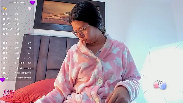 Vahiolet smith online show from February 27, 2026, 3:18 am