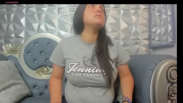 Snapshot of KataleyaStiward chatting on January 28, 2025, 1:05 pm KataleyaStiward online show from January 28, 2025, 1:05 pm