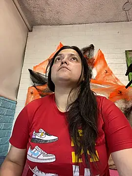 KataleyaStiward online show from October 27, 2025, 12:50 pm