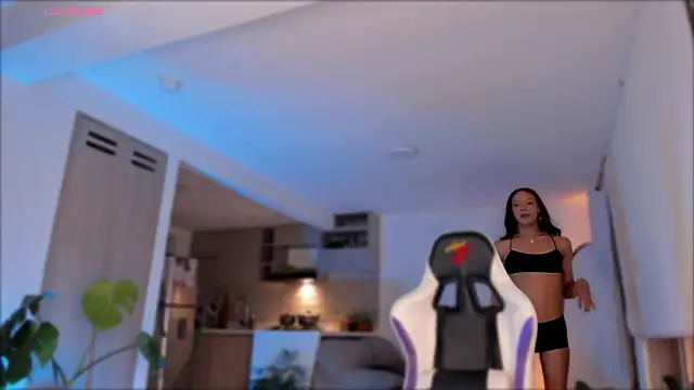  Miss Anna  online show from March 8, 2026, 1:00 am