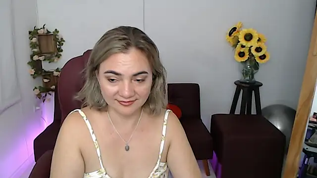 Snapshot of Ghada_milf chatting on May 15, 2026, 11:14 pm Ghada milf online show from May 15, 2026, 11:14 pm