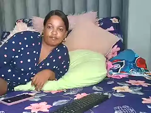 Snapshot of Amberbela chatting on January 9, 2025, 8:13 am Amberbela online show from January 9, 2025, 8:13 am