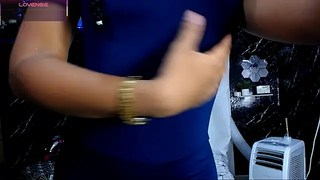 Hillary queen online show from October 4, 2025, 12:50 pm