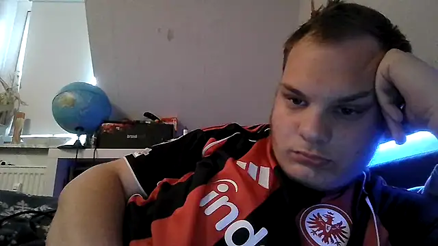 Nicolasjlhkjzl online show from July 27, 2026, 11:28 am