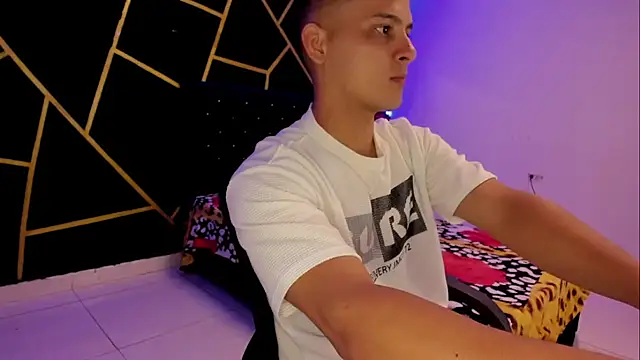 JANER 03 online show from March 19, 2025, 4:03 am