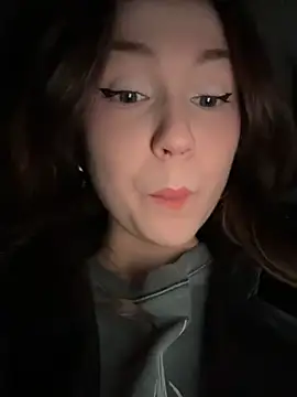Snapshot of Peachy_Dream chatting on March 9, 2026, 6:22 pm Peachy Dream online show from March 9, 2026, 6:22 pm