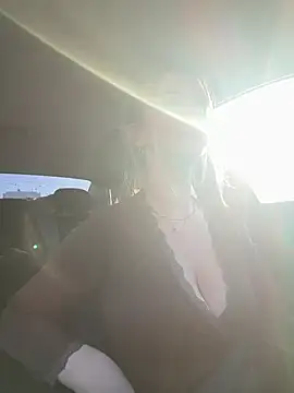 Snapshot of Love_Bri chatting on February 5, 2026, 11:17 am Love Bri online show from February 5, 2026, 11:17 am